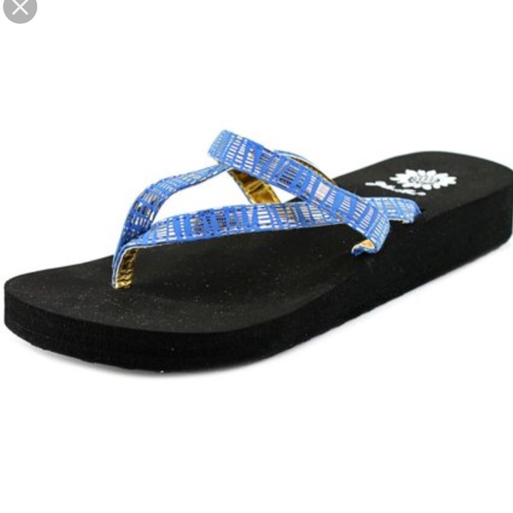 Yellow Box Shoes - NWT size 6M by yellow box